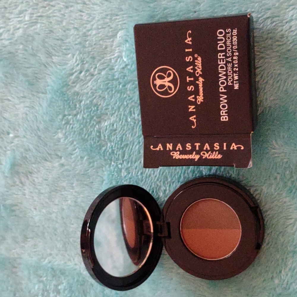 Brow powder duo